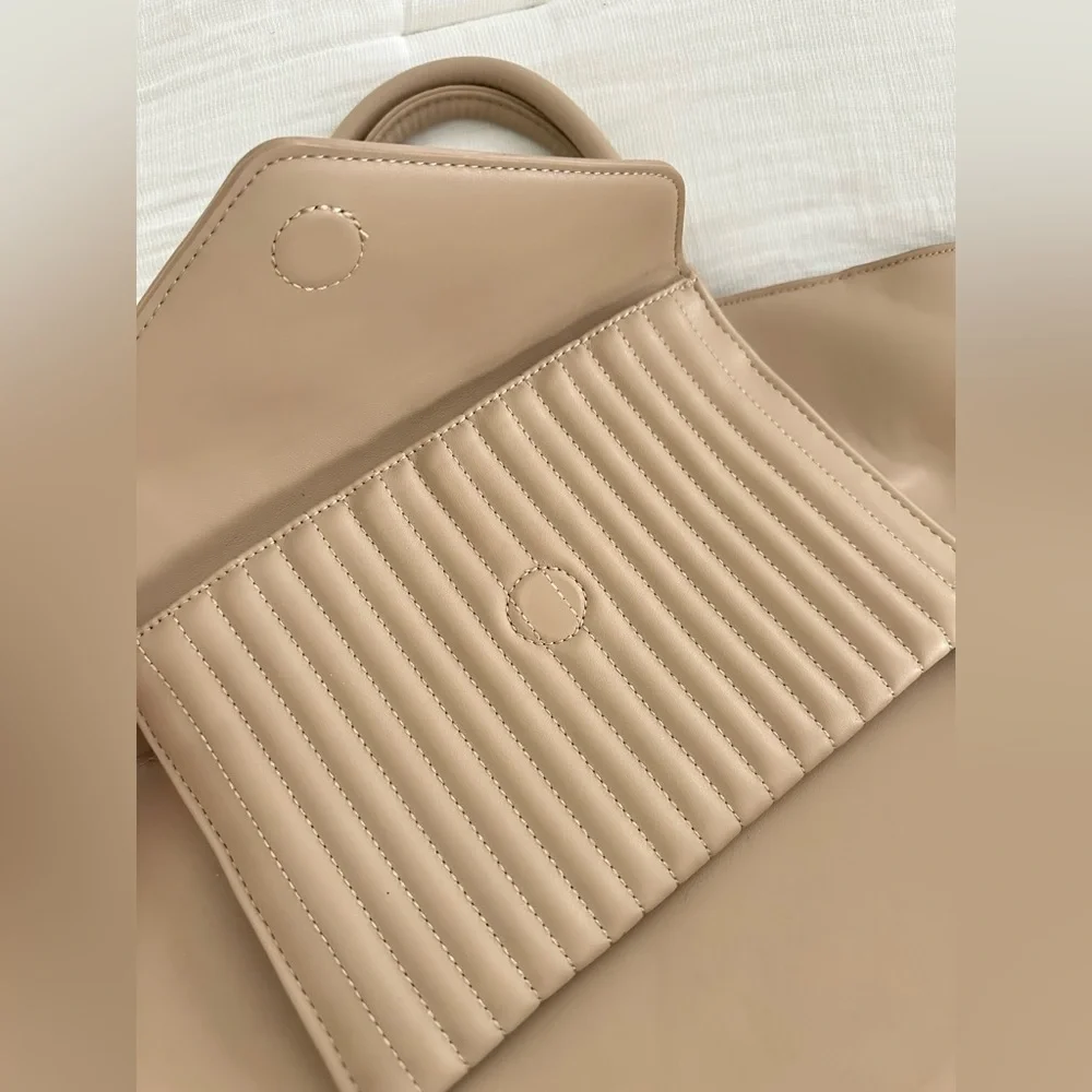 Jujube 24-7 Tote & Clutch